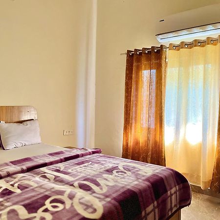Aditya Palace Orchha Zewnętrze zdjęcie