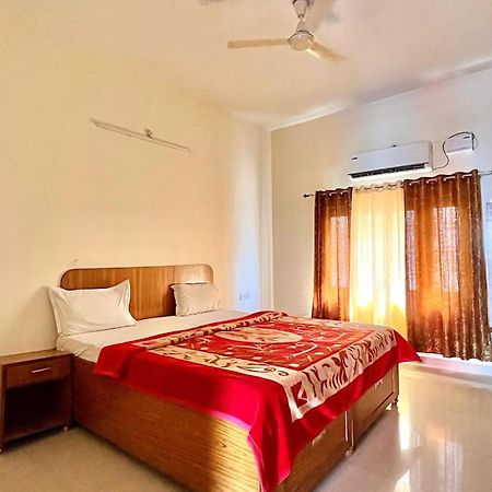 Aditya Palace Orchha Zewnętrze zdjęcie