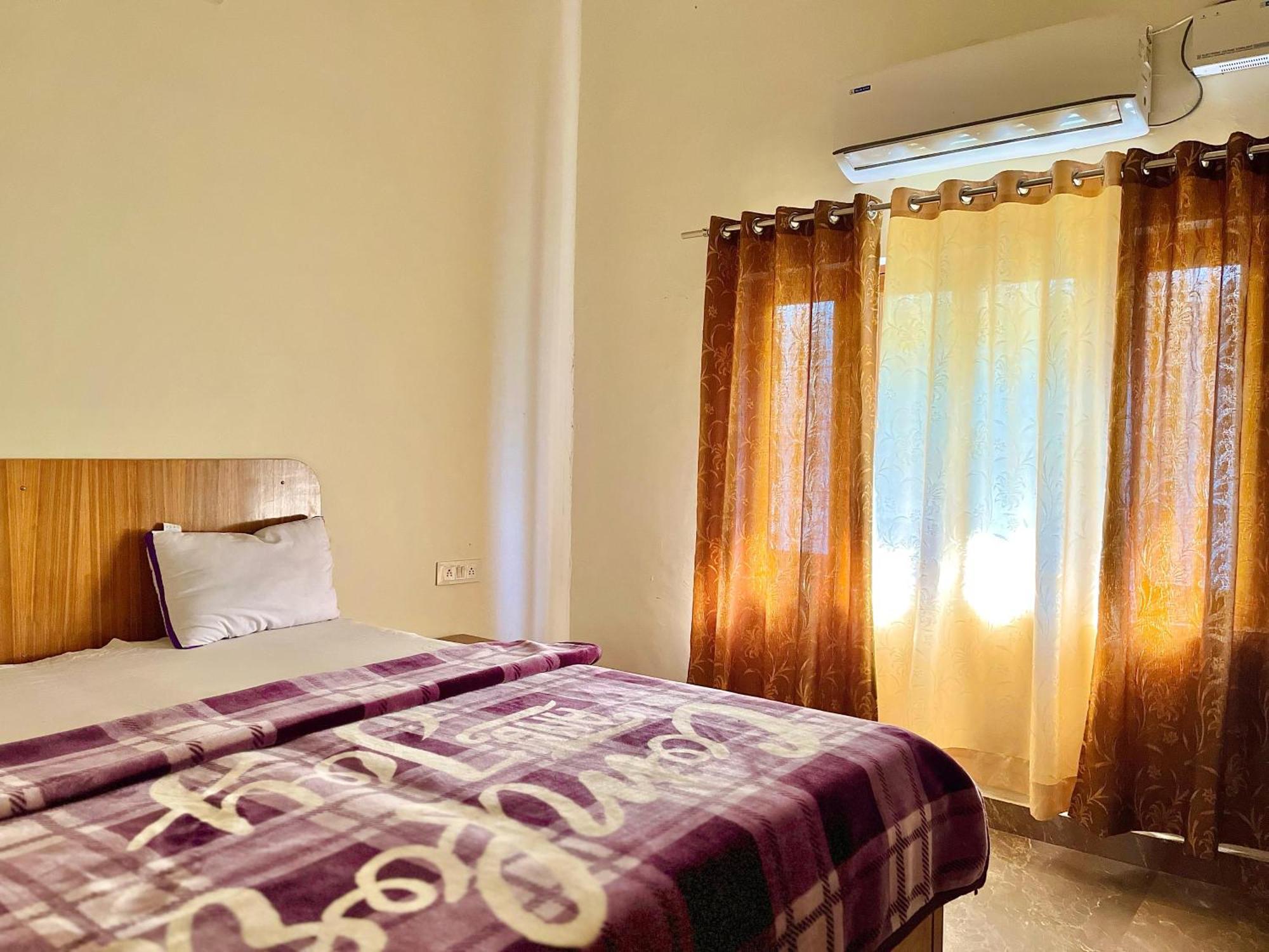 Aditya Palace Orchha Zewnętrze zdjęcie