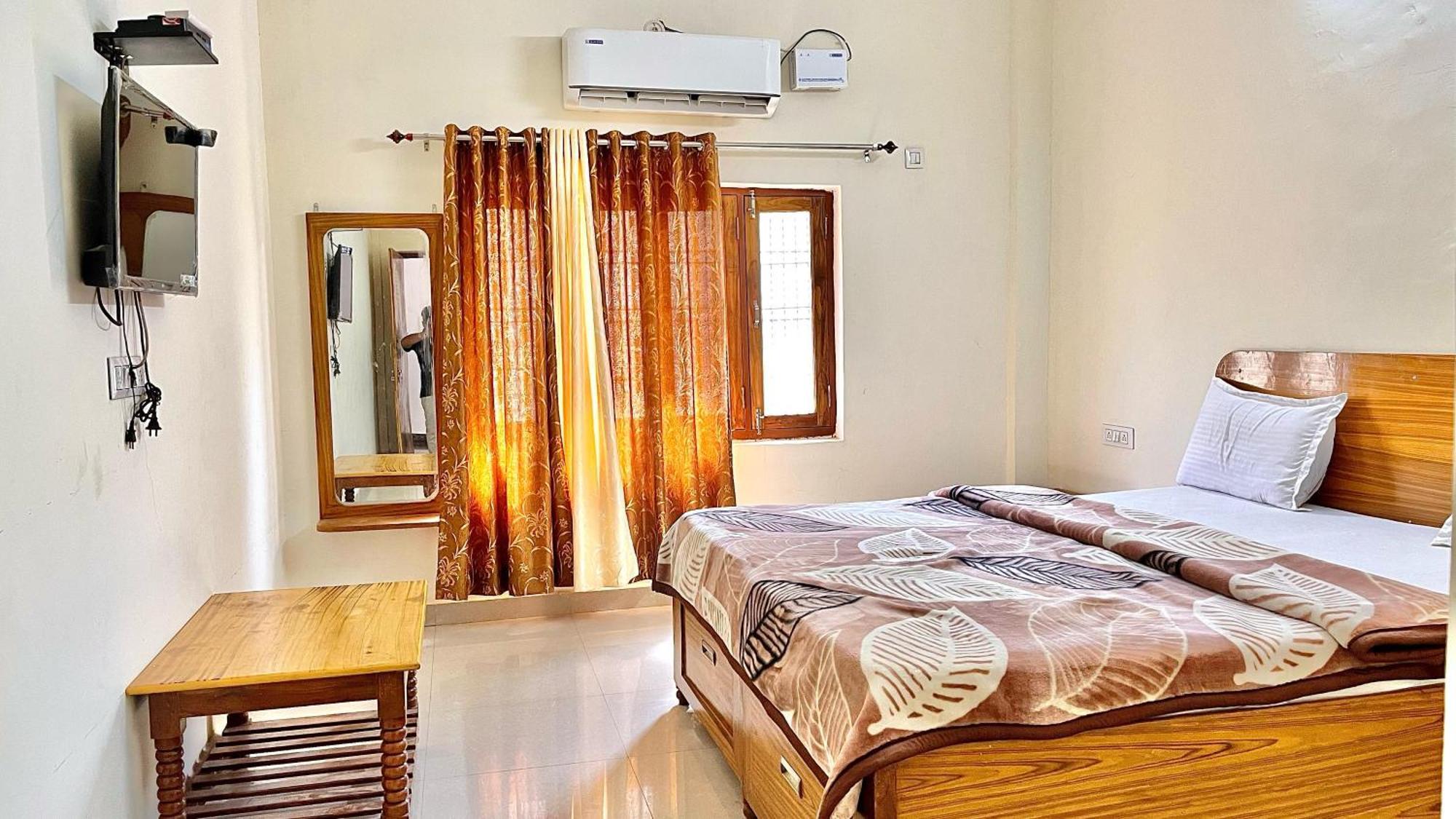 Aditya Palace Orchha Zewnętrze zdjęcie