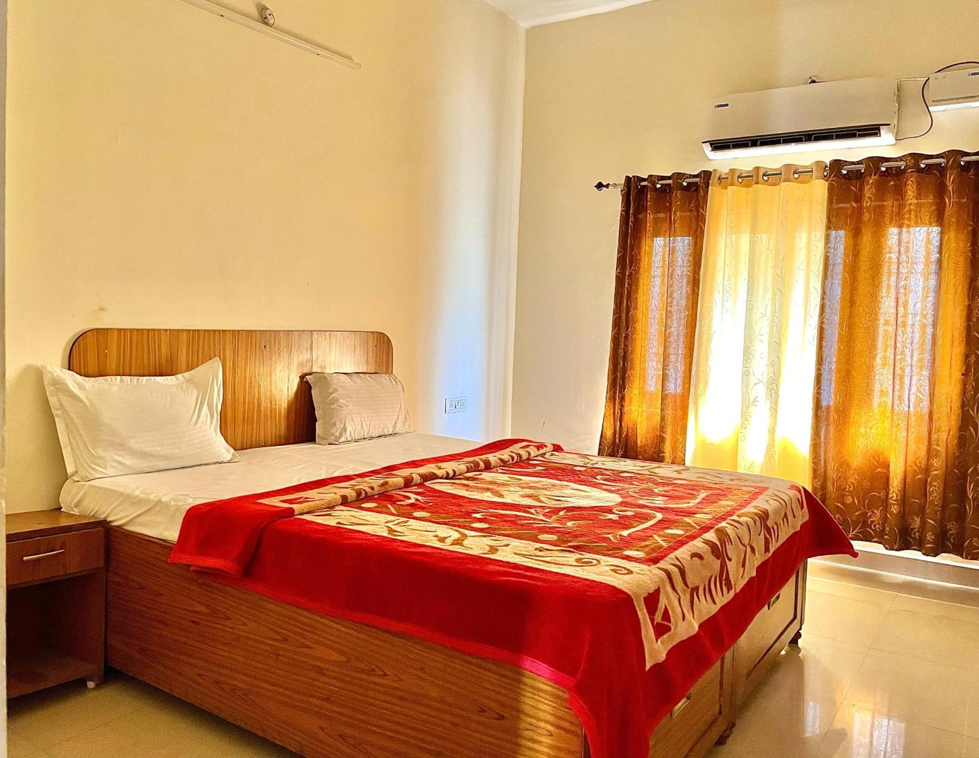 Aditya Palace Orchha Zewnętrze zdjęcie